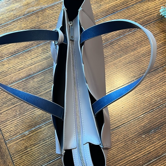 Kate Spade Purse - Picture 8 of 8